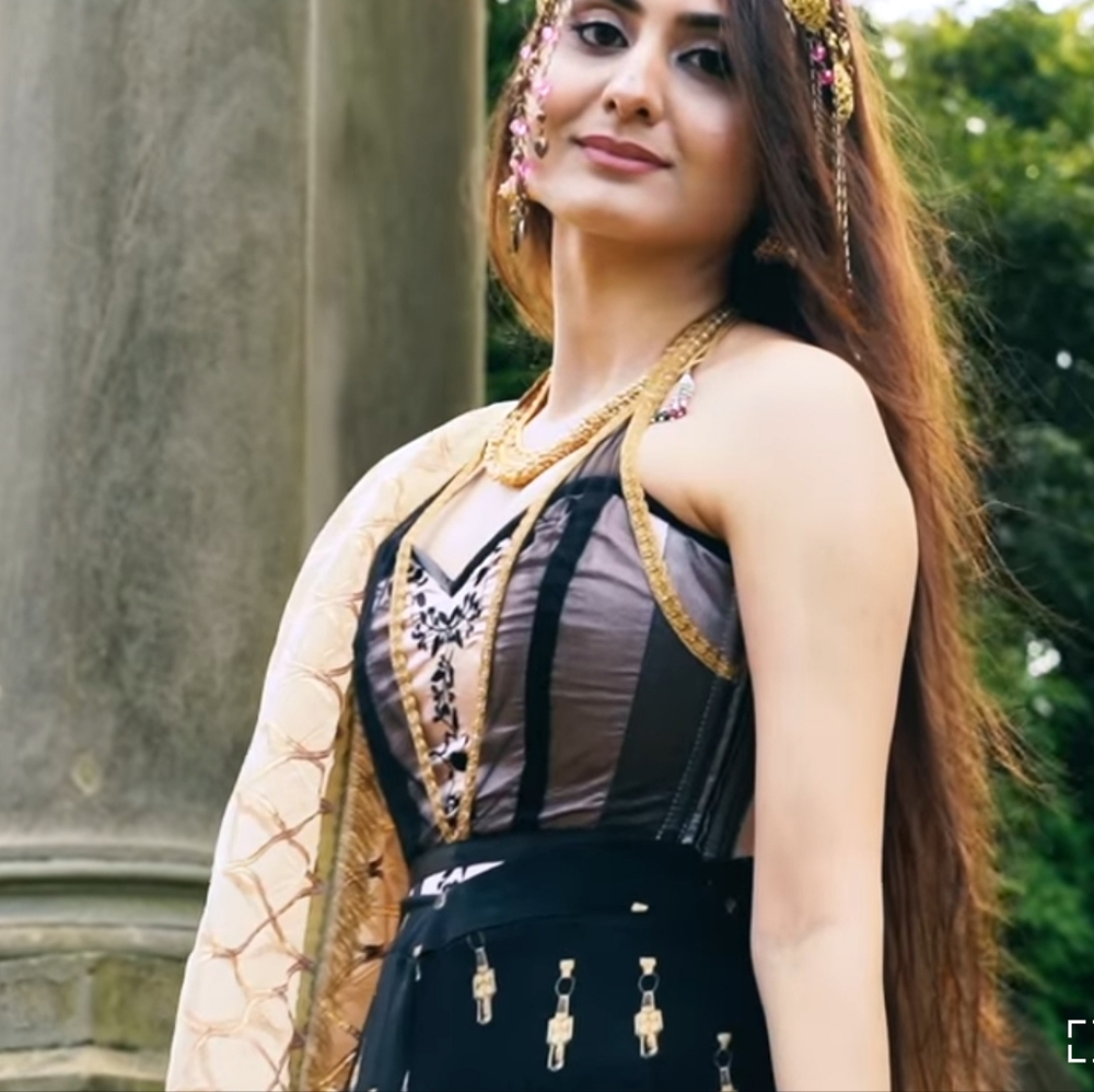 Delicate Halterneck Corset Top BNWT